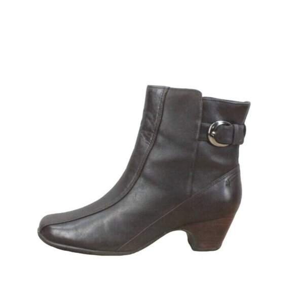 Clarks Shoes - CLARKS Artisan Dara II Brown Leather Side Zip Buckle Accent Heel Boots 9.5 M